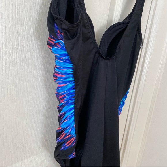 COPY - ❤️ NWOT Miraclesuit Temptress Black One Piece Slimming Swimsuit Size 10 👙 - Picture 8 of 11